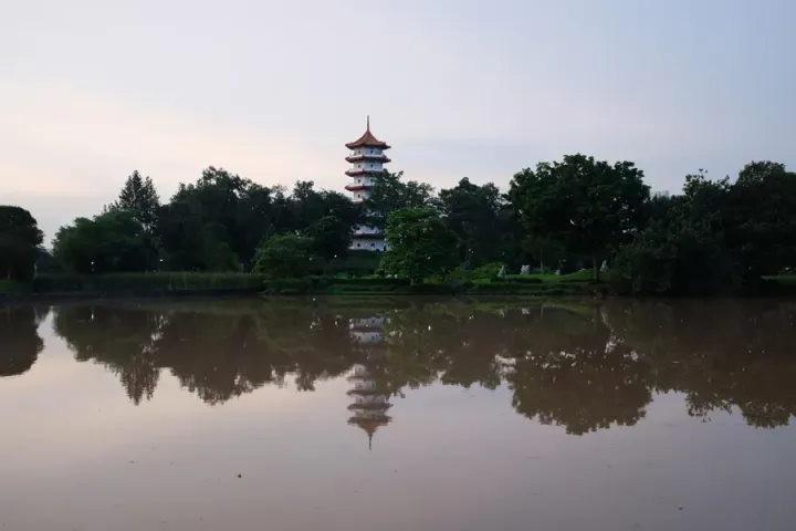 Japanese and Chinese Gardens